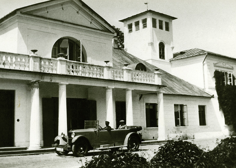 Dwór w Krzesku, ok. 1925 r. Majątek Zygmunta Ścibor-Marchockiego